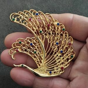 1990s Vintage Large Peacock/Swan Gold Tone Red Blue Green Crystals Brooch Pin